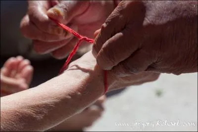 Possder un tizlic (bracelet hindou) porterait :