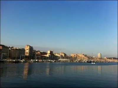 Chez les marins, quitter un port un vendredi porterait :