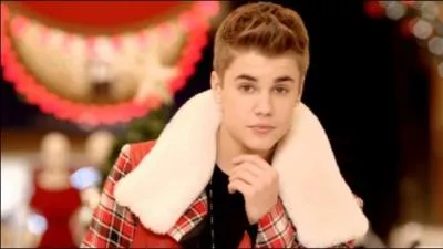 Le clip de  Baby  dtient le record du monde du clip le plus vu sur YouTube. Combien de fois a-t-il t vu  ce jour (novembre 2012) ?