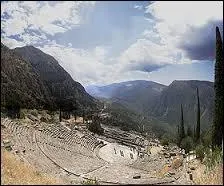 O se trouvait le centre du monde selon Zeus ?