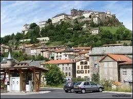 Un petit tour en Auvergne ,  Saint-Flour ( Cantal ). Elle est chef-lieu ...