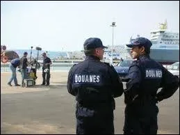 Depuis l'ouverture des frontires europennes, j'ai le droit de ramener en France du cannabis achet  Amsterdam...