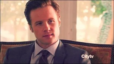 Quel genre de traitement suit-il ?