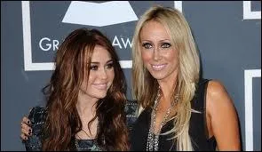 Comment s'appelle la mre de Miley ?