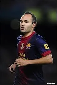 Quel est ce joueur de foot voluant au FC Barcelone ?