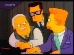 Qui est le personnage de droite ?