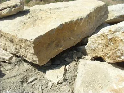 Comment se traduit le  calcaire  en anglais ?