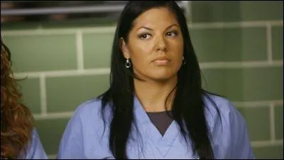 Comment s'appelle cette chirurgienne spcialise dans l'orthopdie ?