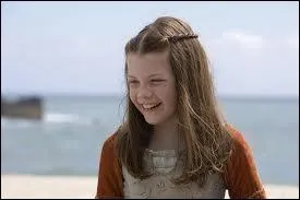 Dans  Le Monde de Narnia : Le Prince Caspian , par quel animal Lucy a-t-elle failli se faire tuer car elle croyait qu'il parlait ?