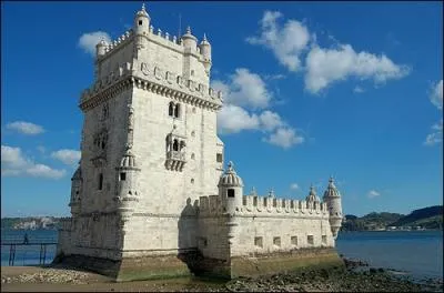 Je vous donne rendez-vous  Lisbonne, vous, vous partez d'Amsterdam. Quels pays traverserez-vous ?