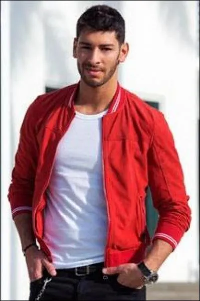 De qui Samir est-il le cousin ?