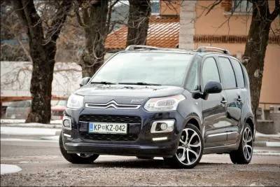 Quel est ce minispace  restyl   l'occasion du Mondial de Paris 2012 ?