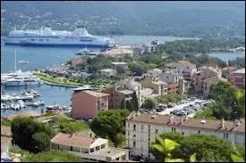 La ville Corse de Porto-Vecchio ( Corse-du-Sud ) est chef-lieu ...