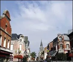 Montdidier ( Somme ) est chef-lieu ...
