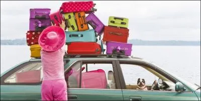 Situation 4 :  Mauvais souvenirs . - Lorsque vous avez vu que les douaniers faisaient ouvrir tous les bagages, vous ne deviez pas tre tranquille.