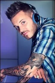 En quelle anne est sorti son album MP3 ?