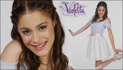 Angie est un(e) ... de Violetta.