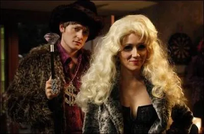 Qui Jimmy tente-t-il de sduire au fil de la saison 1 ?