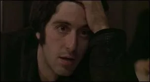 Ici, il joue dans un film du nom de ?