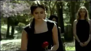 Dcidment que des scnes tristes ! L'enterrement de Jenna et John se passe sur une musique de Birdy, ...