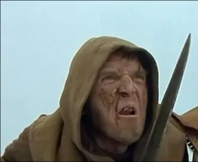 Dans ce film comique de choc des poques, Jean-Marie Poir incarne un figurant dsirant l'or de Christian Clavier. De quel film s'agit-il ?