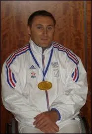 Aux JO de Londres, il est arriv troisime par quipe en classe 3. C'est...