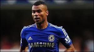 O joue Ashley Cole ?