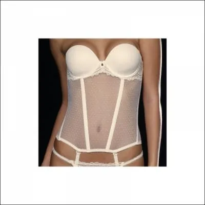 Ce sous-vtement, qui peut-tre trs sexy, vient d'un insecte  la taille trs fine, mais qui pique un peu. Quel est son nom ?