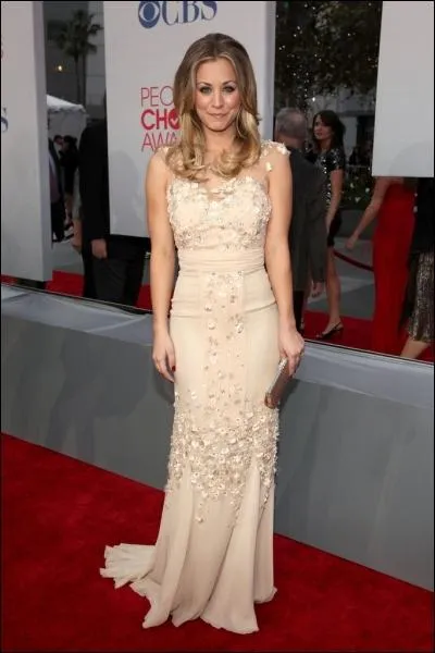 Elle joue dans la sitcom amricaine The Big Bang Theory :