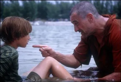 Avec le suffixe -ales, il vaut mieux obir ! On obtient donc la terminaison de :