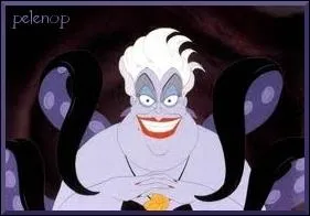 Qui est cette mchante espionnant et tourmentant la jeune Ariel dans l'unique but d'avoir la couronne de son pre ? Dans quel grand classique figure-t-elle ?
