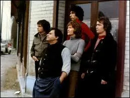 Le rle de Michel Galabru dans  Le grand bazar  est ...