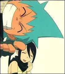 Dans l'pisode de l'examen, comment essaie-t-il de tricher ?