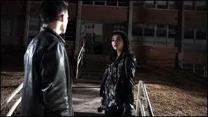 Dans la saison 1 quand Scott, Stiles, Jackson, Lydia et Alyson sont au lyce, qui a envoy(e) le message  Alyson ?