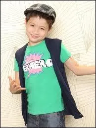 Et le petit fr�re de Cece s'appelle :