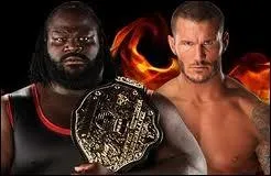 Mark Henry VS Randy Orton, qui gagne ?