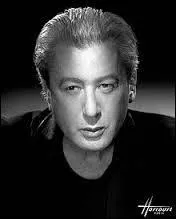 ''Un jour je t'aimerai moins 
Jusqu'au jour où je ne t'aimerai plus 
Un jour je sourirai moins 
Jusqu'au jour où je ne sourirai plus 
Un jour je courirai moins 
Jusqu'au jour où je ne courirai plus''