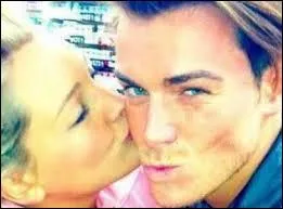 Avec qui Geoffrey a-t-il eu des rapprochements ?