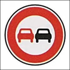 Que signale ce panneau ?