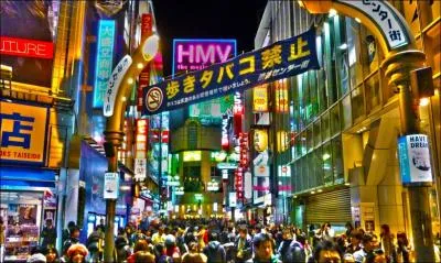 C'est la plus grande ville du monde et la capitale du Japon. Quelle est-elle ?