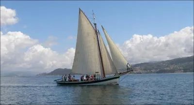 Sur un bateau, vous le trouverez aussi bien  bbord qu' tribord, le ...