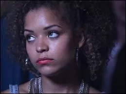 Dans quelle srie joue-t-elle ?