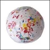 Dans quel univers pouvez-vous rencontrer cette boule multicolore ?