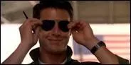 Le 18 mars, sort sur les crans le film Top Gun, quel rle y tient Tom Cruise ?