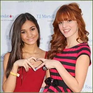 Quelle est la chanson que Bella Thorne a chante avec Pia Mia ?