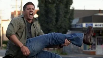 Dans ce mme pisode, sur quoi  danse  Jensen Ackles, l'acteur incarnant Dean ?