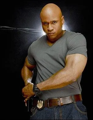 En qui n'a-t-il pas confiance ?