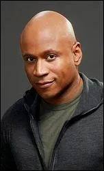 Quel tait son mtier avant de rejoindre le NCIS ?