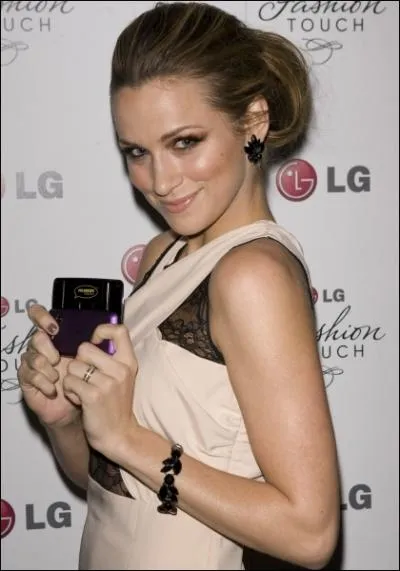 Dans quelle saison, Quinn James fait-il son apparition ?