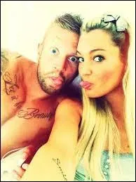 Comment s'appelle celui qui a particip a  La belle et ses princes presque charmant  ?